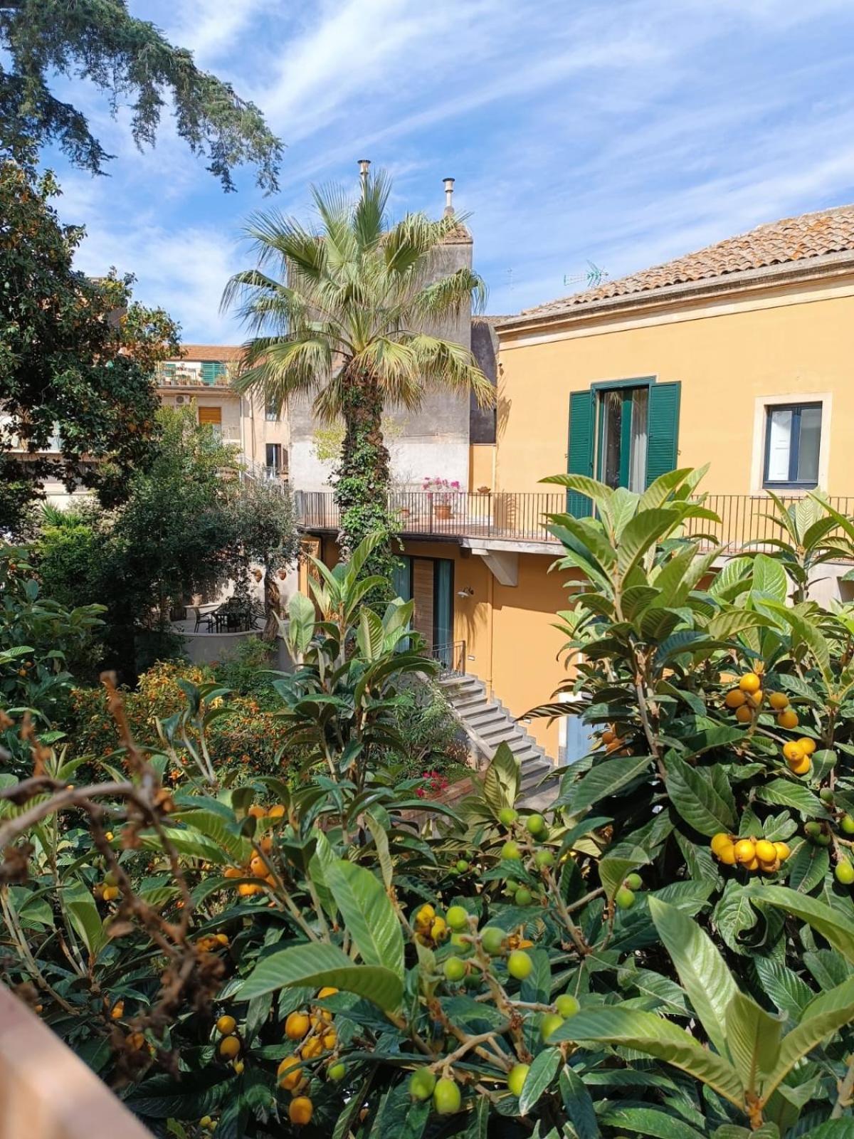 La Corte Dei Nespoli Acireale Exterior photo